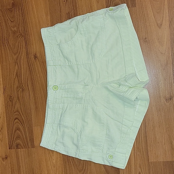 LOFT Pants - LOFT Cargo striped shorts. Lime green and white. Size 6